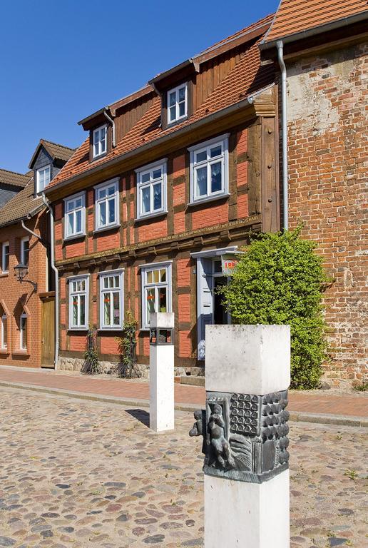 Uferpromenade Appartement Waren  Buitenkant foto